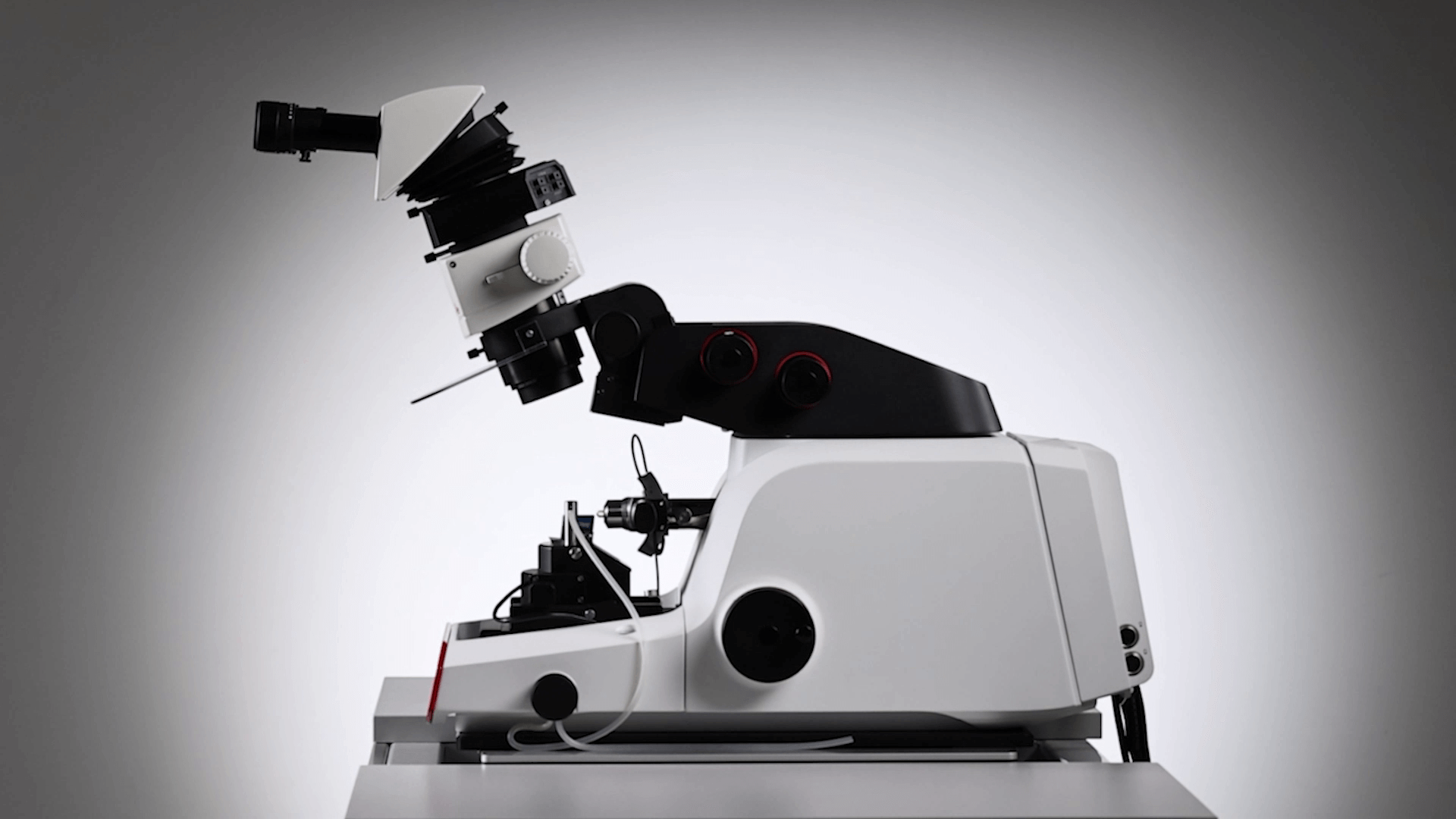 Ультрамикротом Leica Enuity